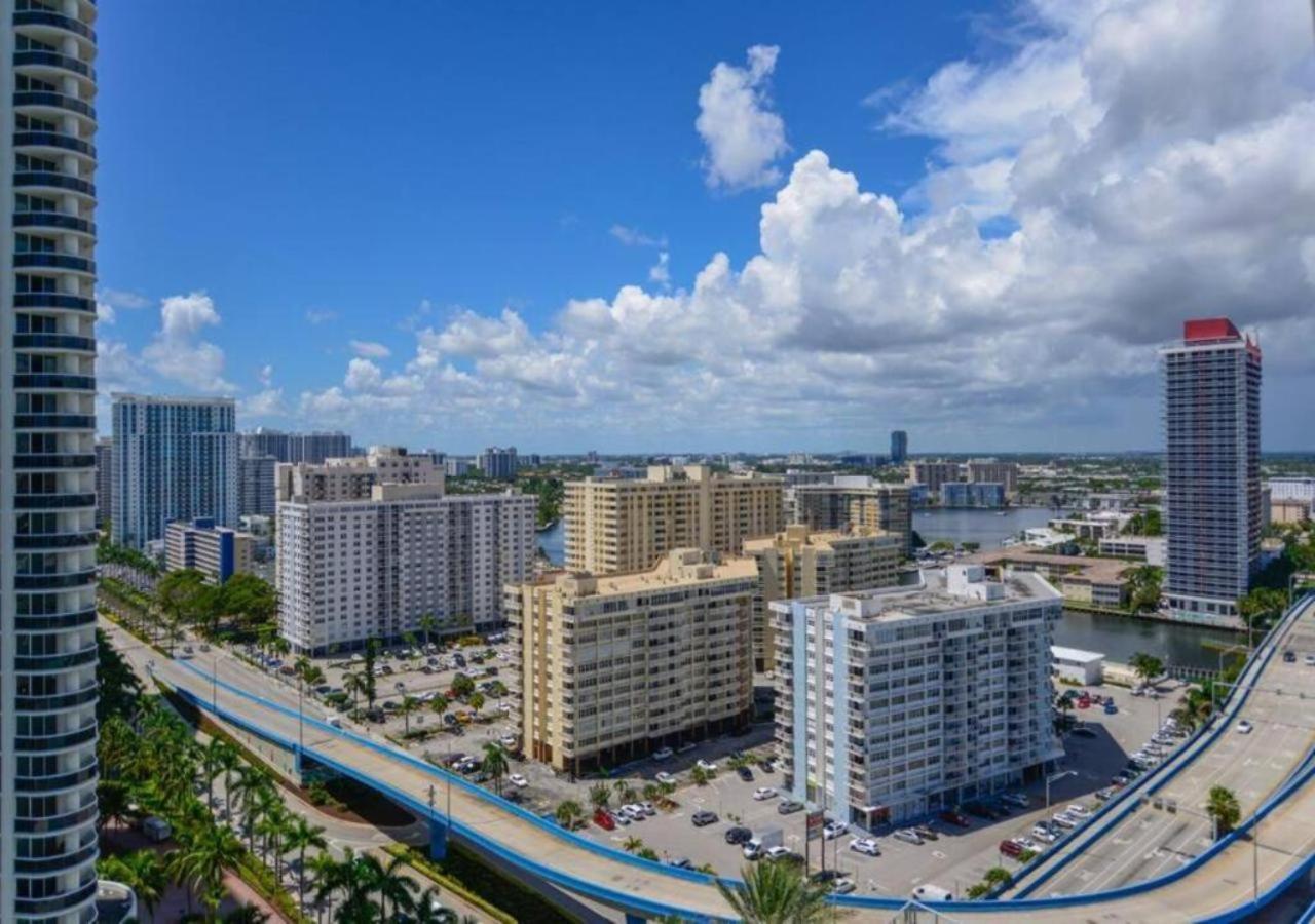 Beachfront Condo With Mesmerizing Views Hollywood Buitenkant foto