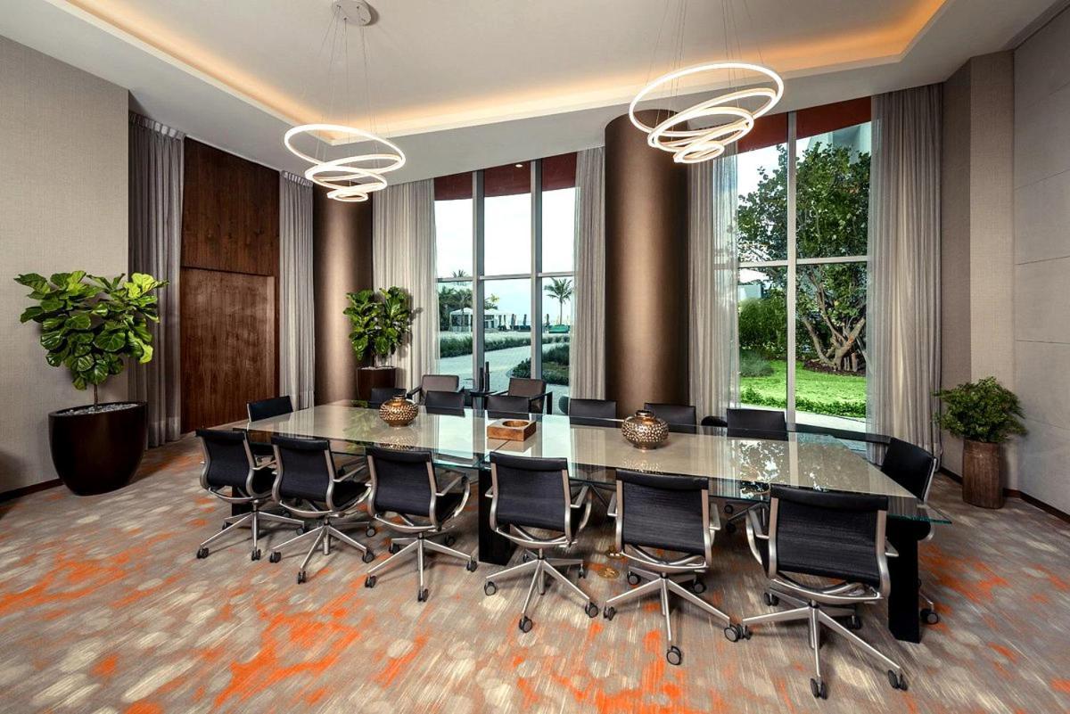 Beachfront Condo With Mesmerizing Views Hollywood Buitenkant foto