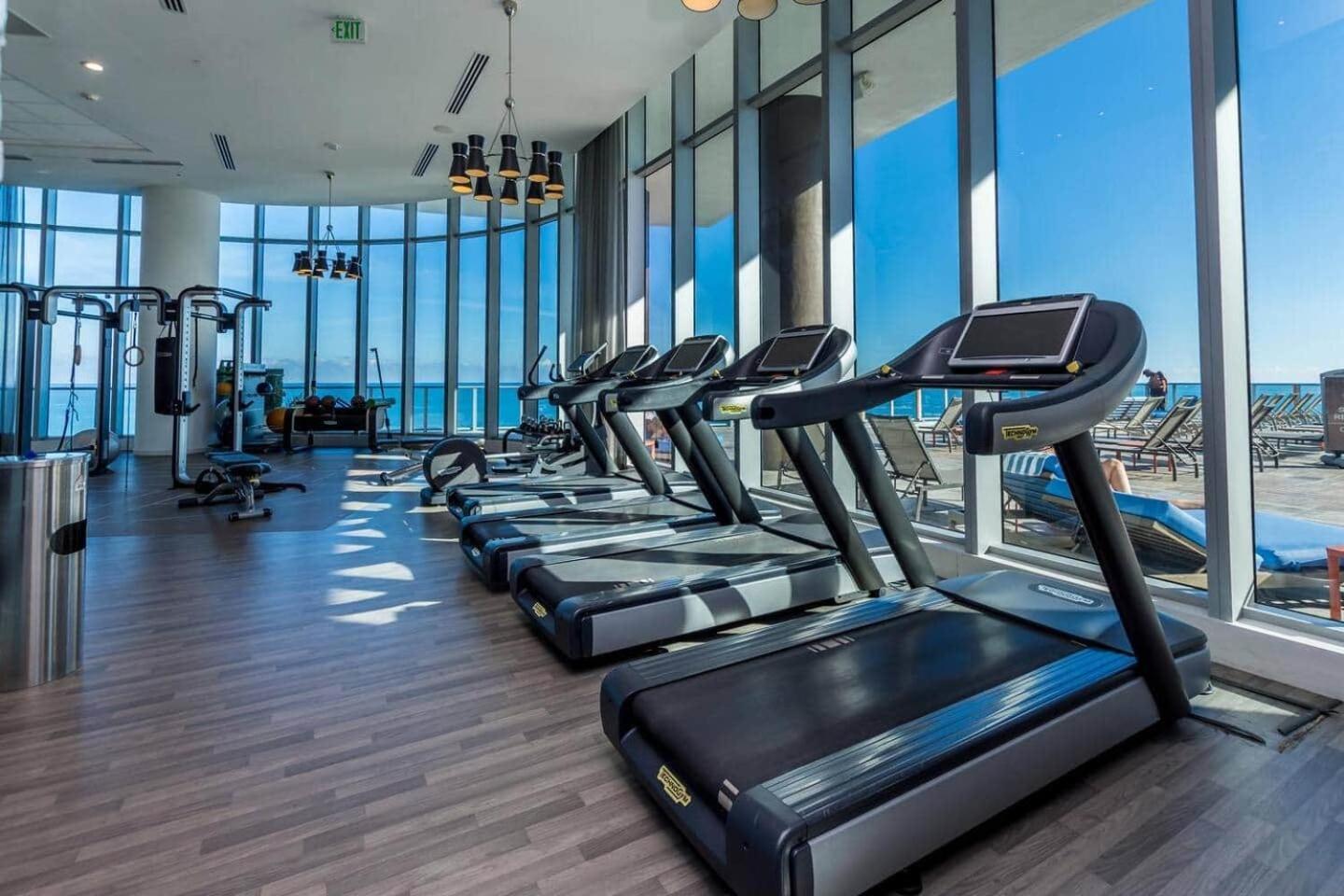 Beachfront Condo With Mesmerizing Views Hollywood Buitenkant foto
